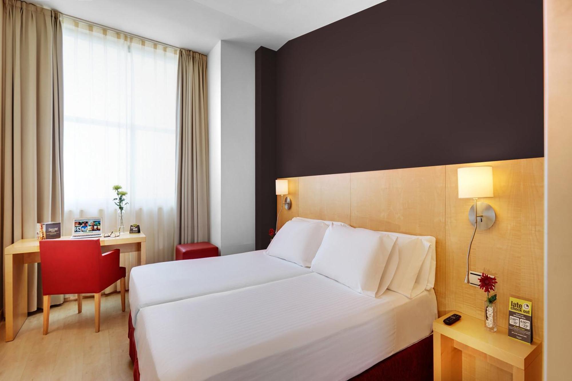 Hotel Sercotel Portales Logrono Exterior photo